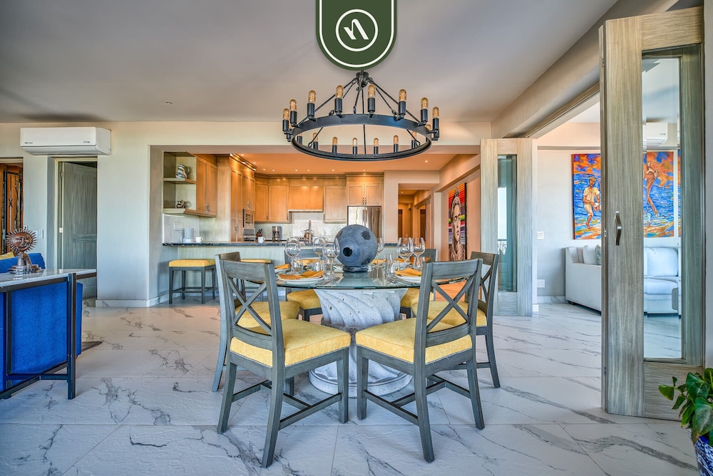 Oceanview 3 BR Condo - Amazing View From Terrace