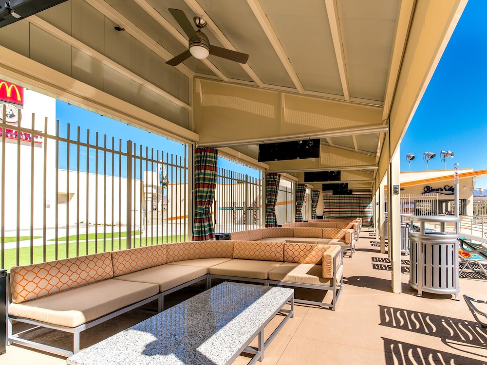 The Aquarius Casino Resort, BW Premier Collection - Property Image 10