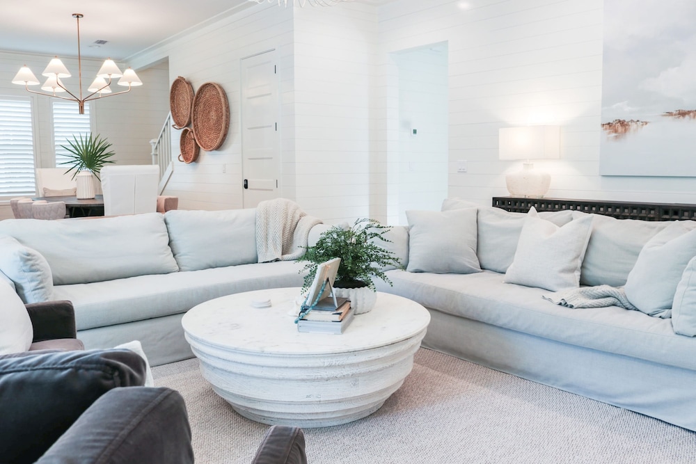 Oceans of Time by Avantstay TV Game Room 2 Pools Walk to Beach New Build