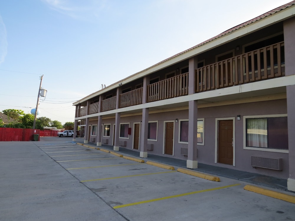 Executive Inn and Suites
