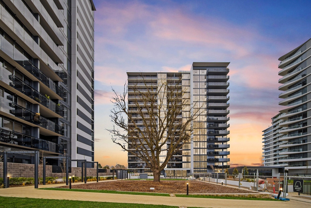 2-bed Haven: Impeccable Interiors & Chic Amenities