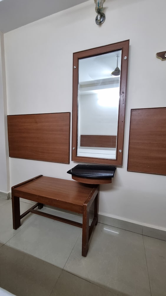 Hotel Bharath