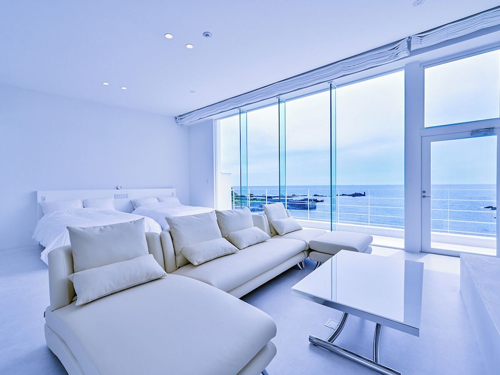 BEACH TERRACE BOSO