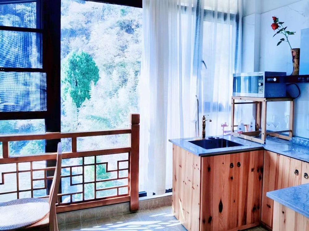 XiangLu YiMo Valley Retreat Guesthouse