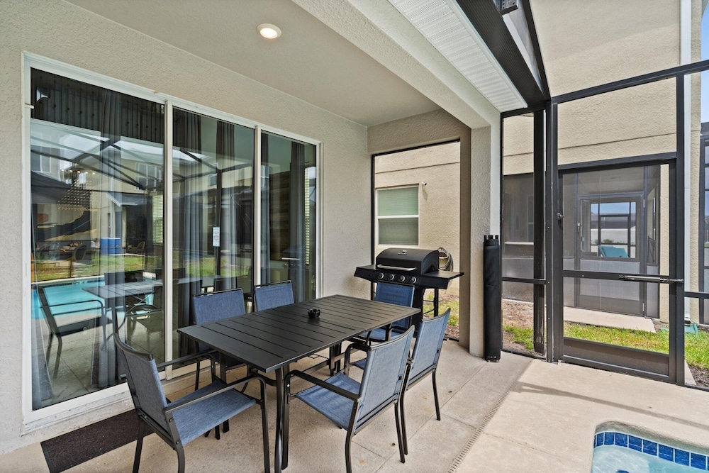 Storey Lake Resort 5 Bedroom Private Pool Home 5 Home