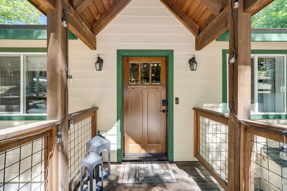 Walk to Dtwn: Charming Family Cabin in Twain Harte