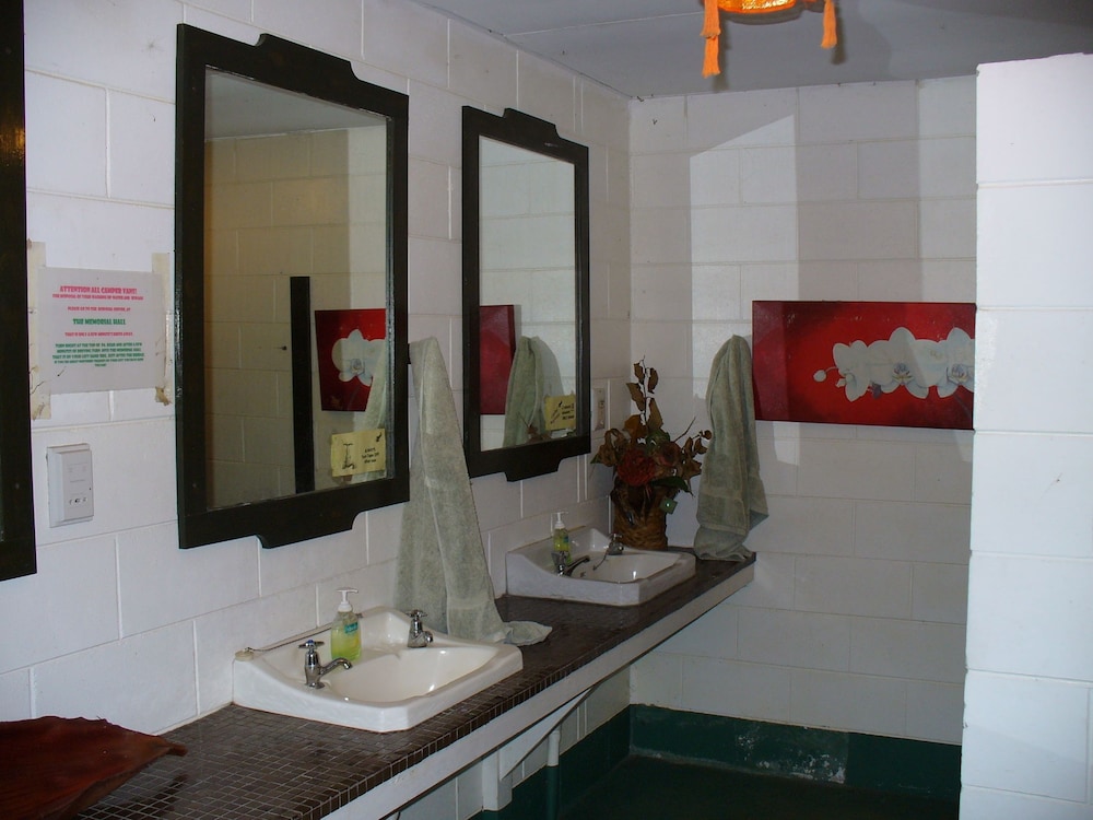 Pagoda Lodge