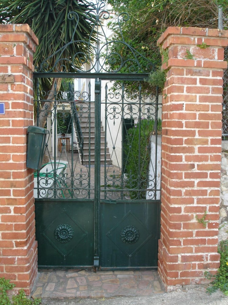 Chios Stone House