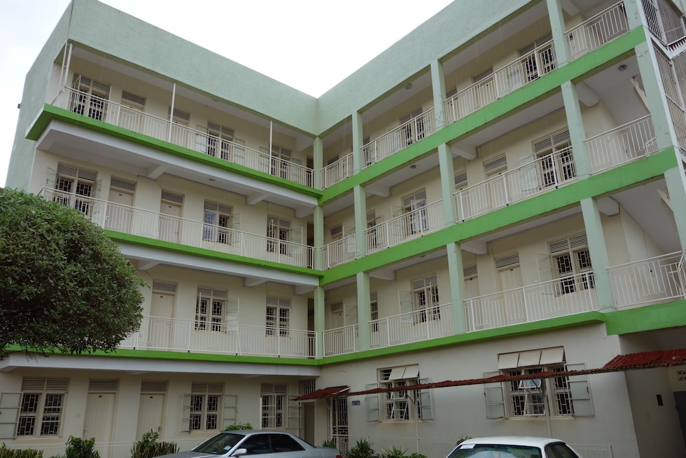 Emirina Travel Hotel