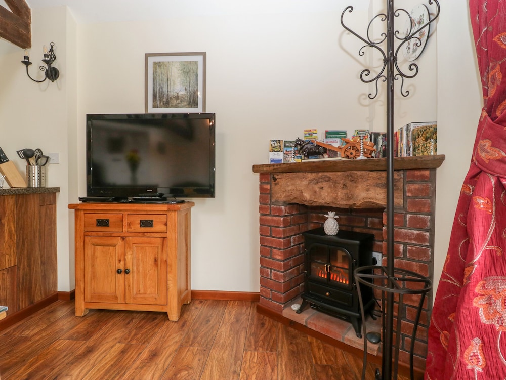 Walnut Cottage
