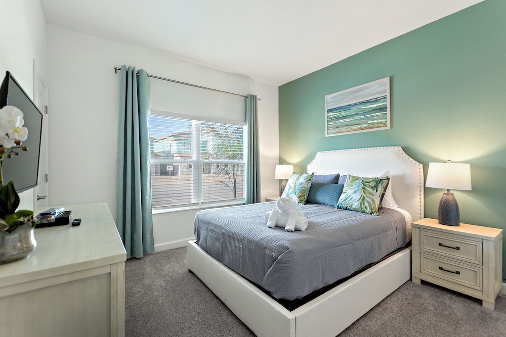 Blue Beach at Storey Lake by Shine Villas #400 view 5