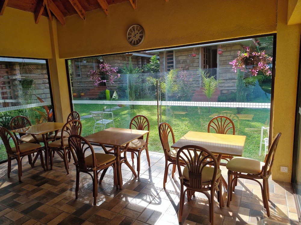 OD KIDI COTTAGES