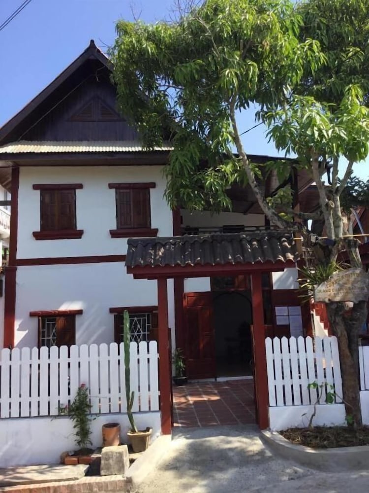 Duangchampa 2 Guesthouse