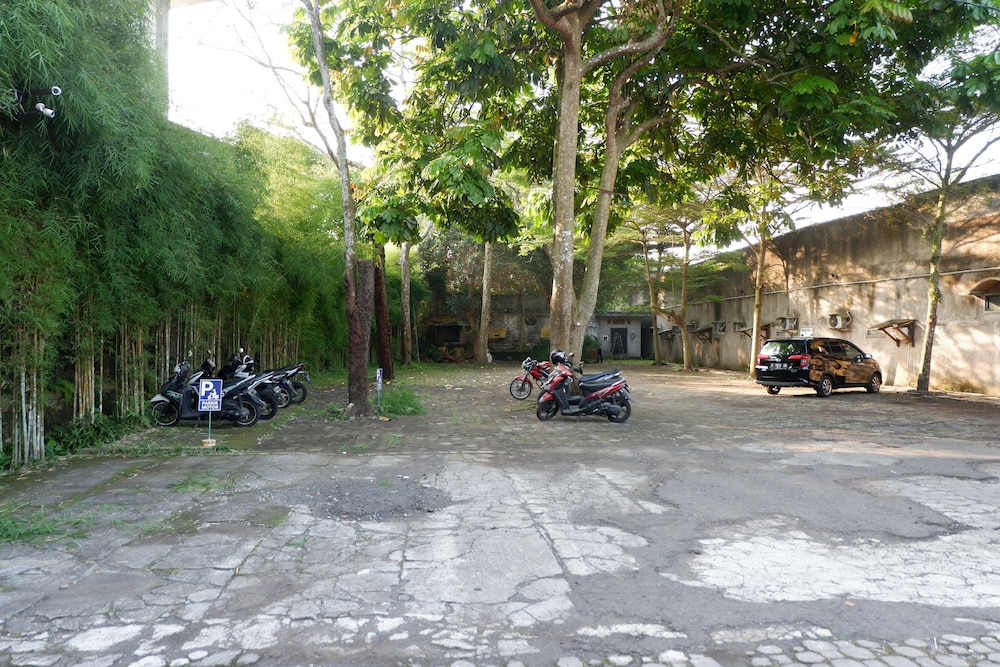 Omah Kebon Guest House
