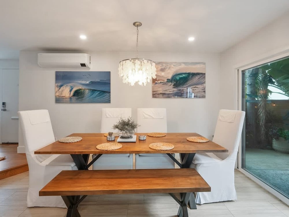 Cozy Pet Friendly 3 Bedroom