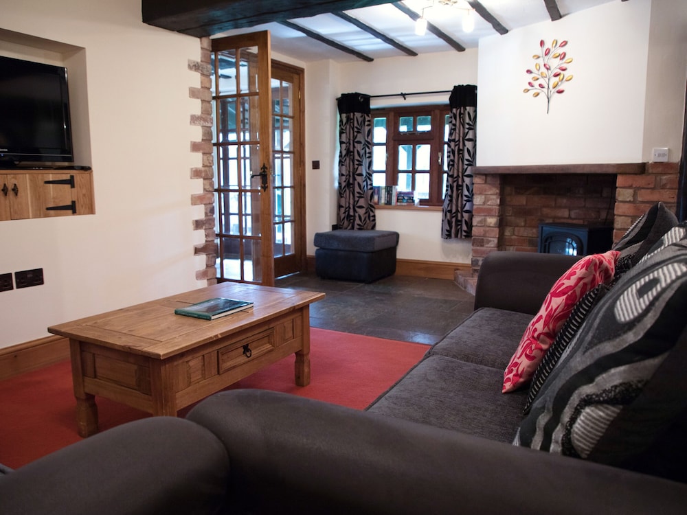 Malvern Vacations - Brambles Cottage - Property Image 5