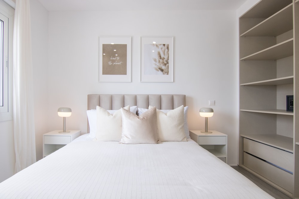 Limnaria 134: Seaview Modern Flat