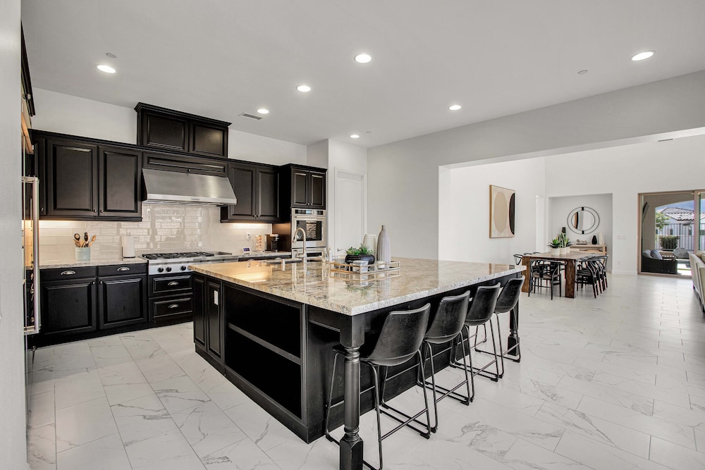 PGA Signature Lux Estate