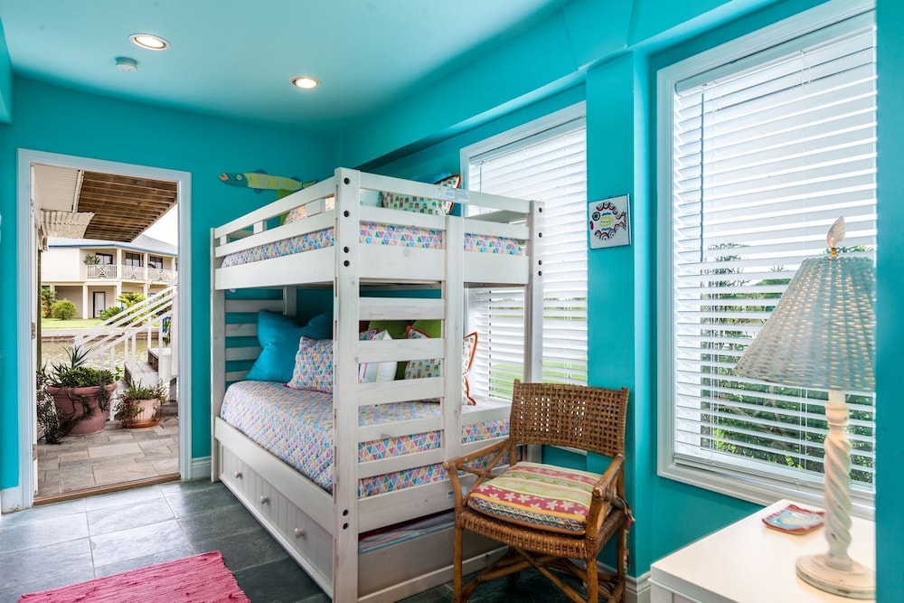 Luna Mar by Ryson Vacation Rentals