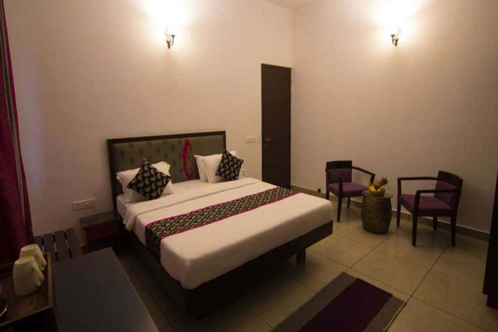 The Ten Suites