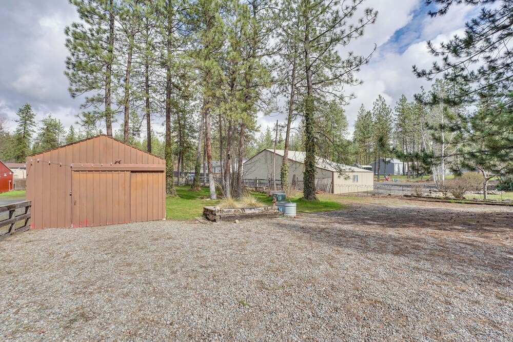 On-site Access to Spokane River: Home w/ Fire Pit!