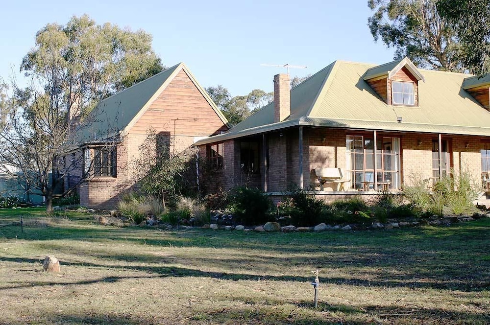 Wind Song Bed & Breakfast