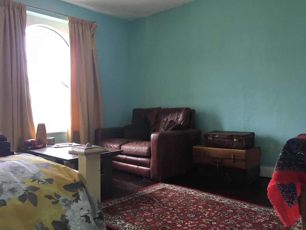 St Nicholas Street Apartment view 3