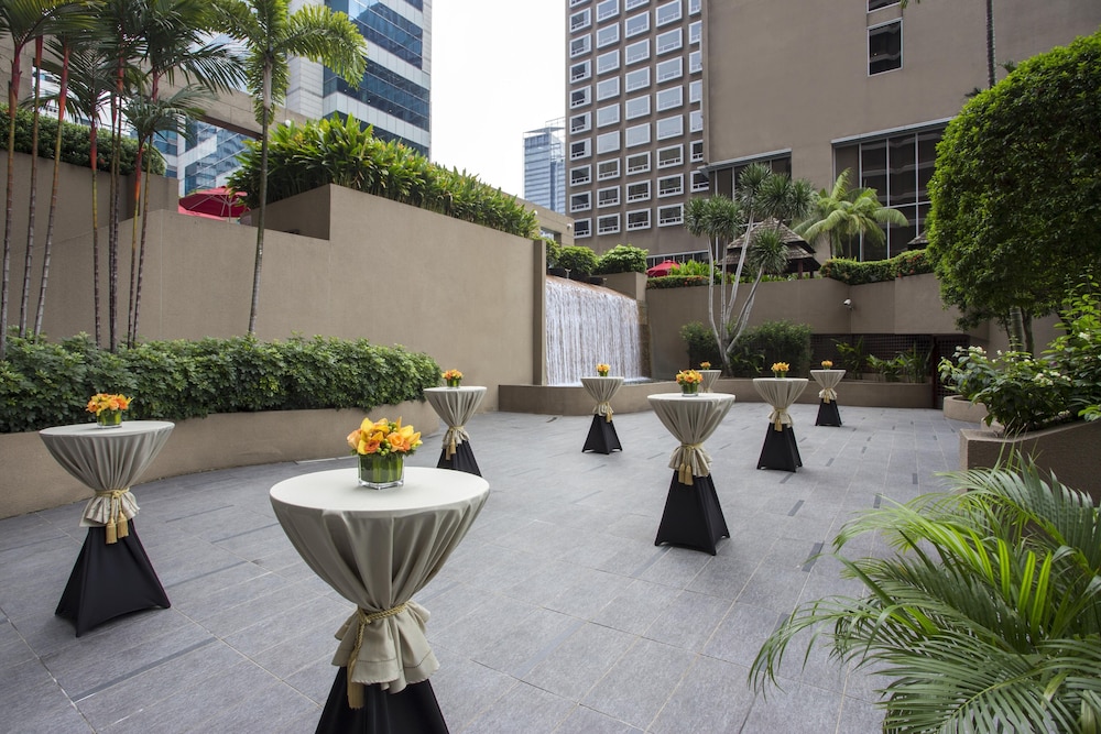 Carlton Hotel Singapore 58