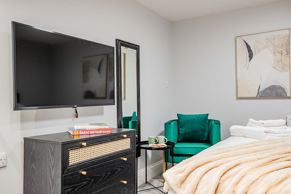 Host Stay Bridge Street Studio