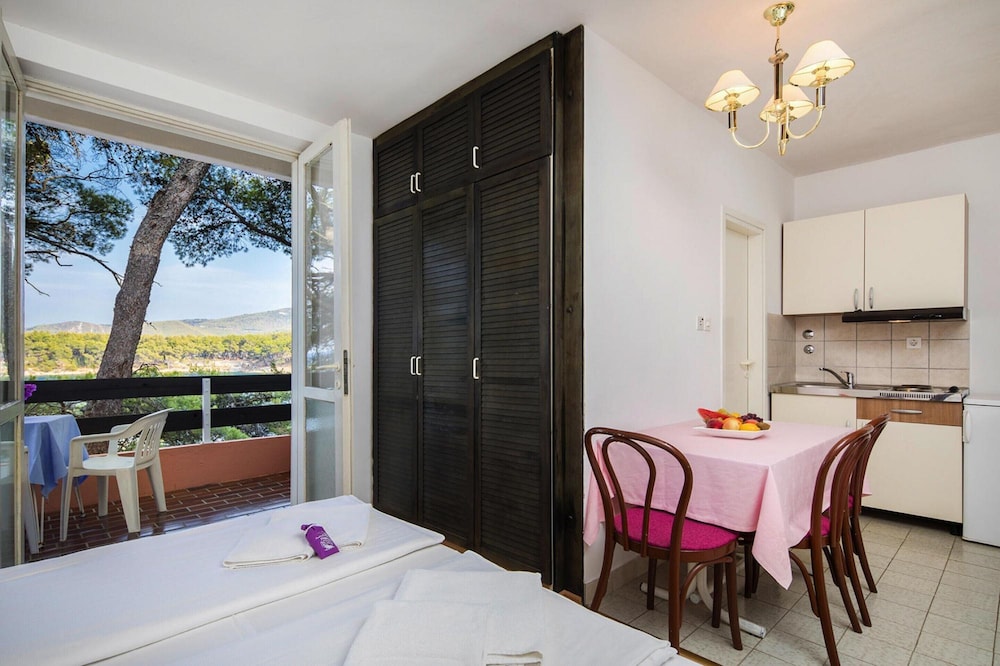 Beautiful Apartments in Jelsa, With Pool