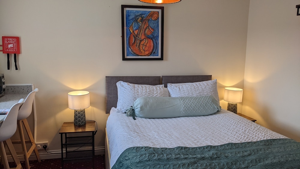 Yelverton Vacations - Railway Ramblers' Rest - Property Image 35