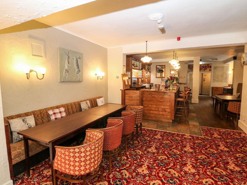 Hope Valley Vacations - Poacher's Arms - Property Image 7