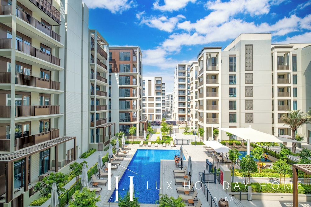 LUX The Dubai Creek Beach Suite 2
