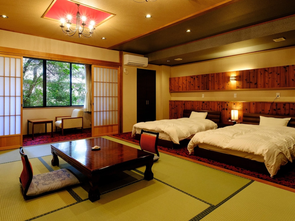 Misasaonsen Kouraku view 5