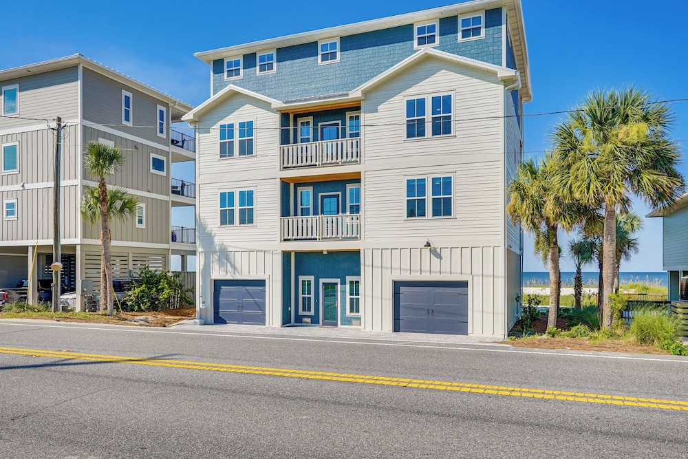 5,000+ Sq Ft! Luxe Beachfront House in Port St Joe