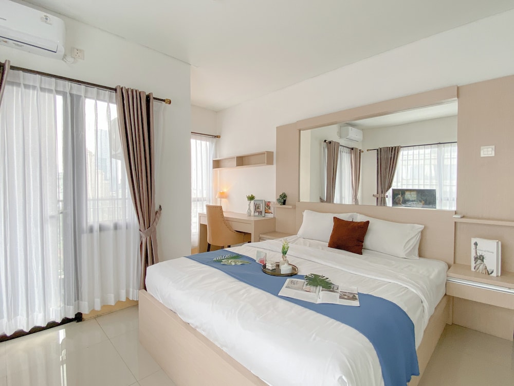 Scandinavian Minimalist 2Br At Tamansari Semanggi Apartment