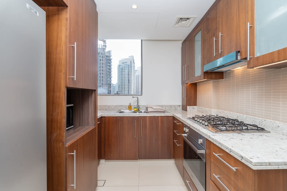 Gorgeous 1 Bedroom in Boulevard Point With City Views