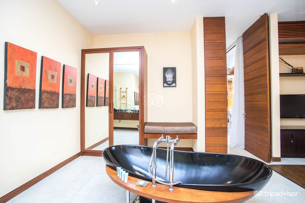 The Elysian Boutique Villa Hotel 50