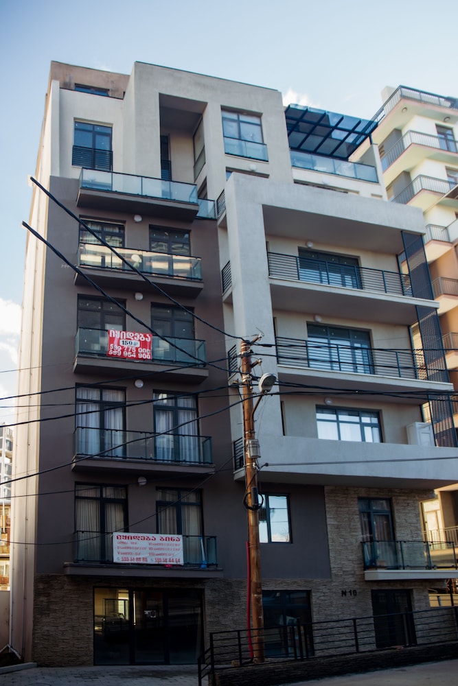 Hosthub Apartment On Shatberashvili Str