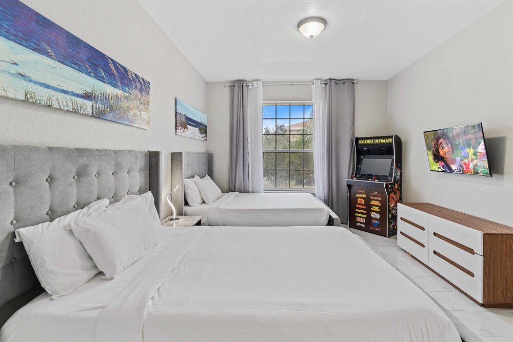 Vista Cay Swanky