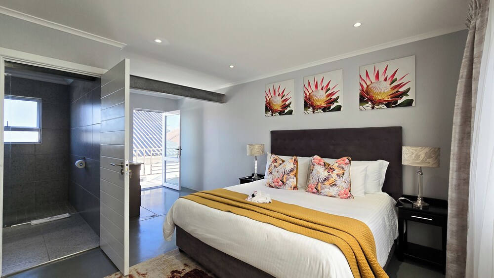 Sunset Events and Accommodation
