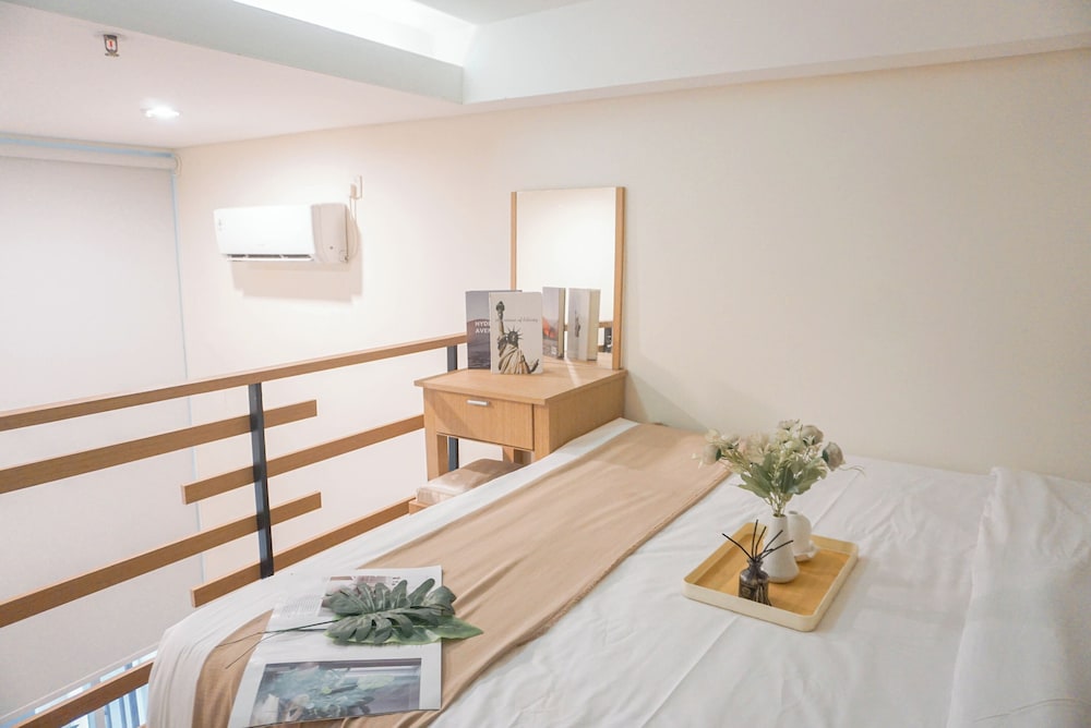 Good And Warm Studio Loft At Apple 1 Condovilla Apartment
