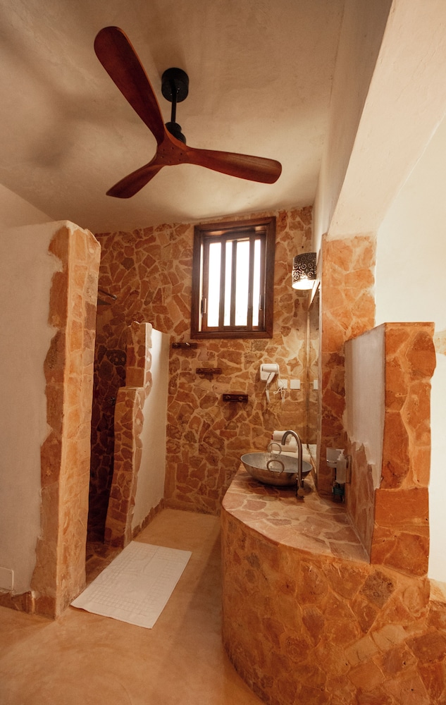 Mvuvi Boutique Resort