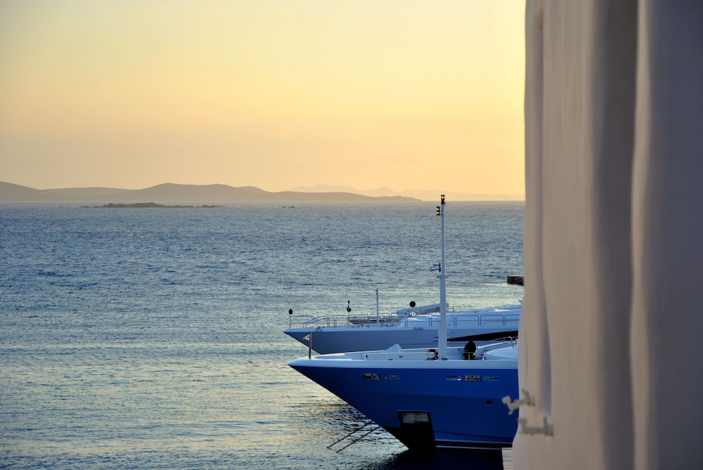 Riva Suites - Adults Only