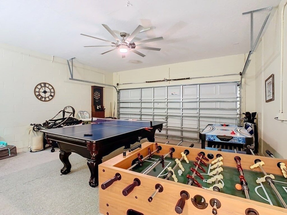 Spacious 5br Home W/ Private Pool+spa In Scenic Davenport Location 5 Bedroom Villa