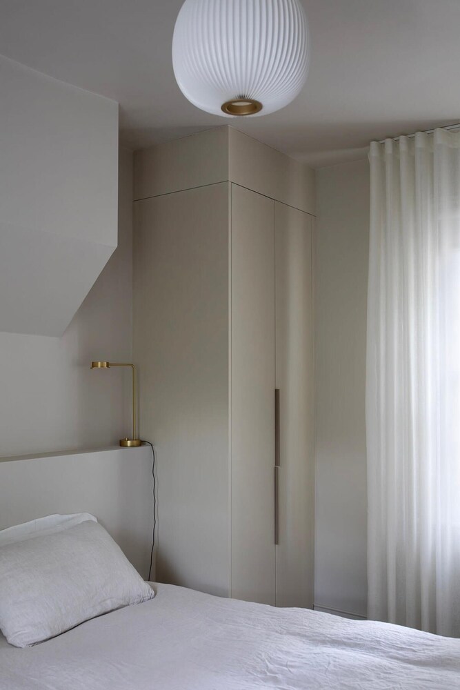 Designer Canal House 2 or 3 Bed Little Venice