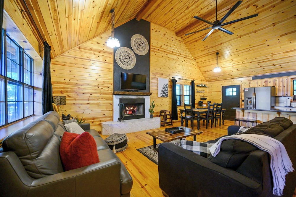 Kalo Cabin Secluded Stay