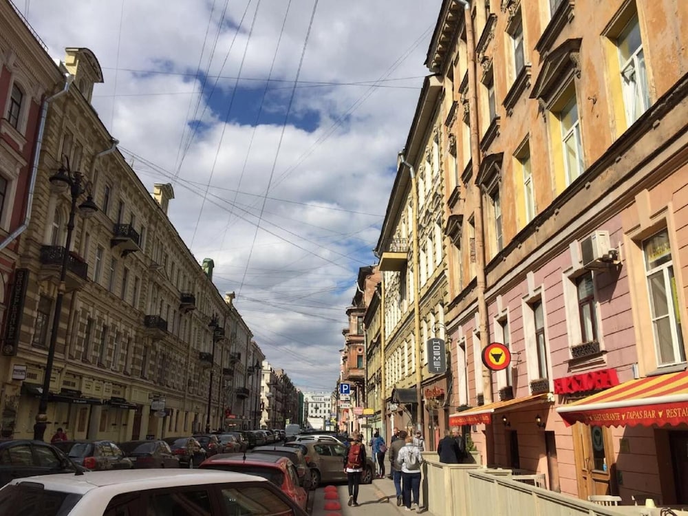 Largo at Nevsky Prospect