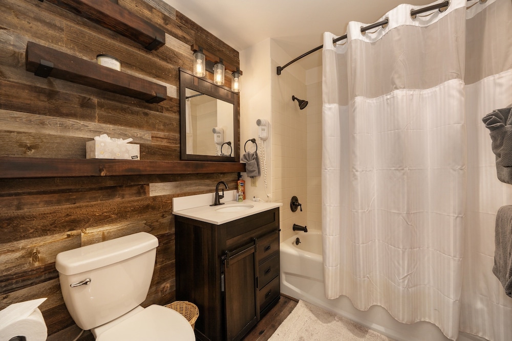 Select Unit 2509 - Zephyr Mountain Lodge 2 Bedroom Condo