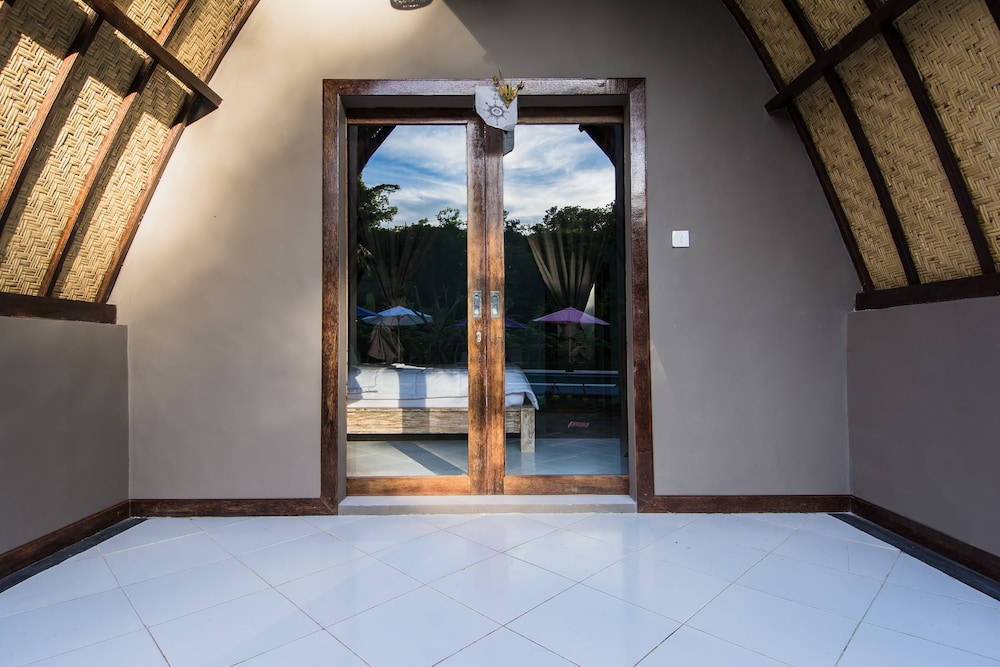 Apit Lawang Villas